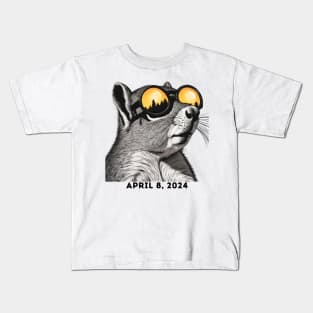 2024 Total Solar Sun Eclipse Watching Squirrel April 8 Kids T-Shirt